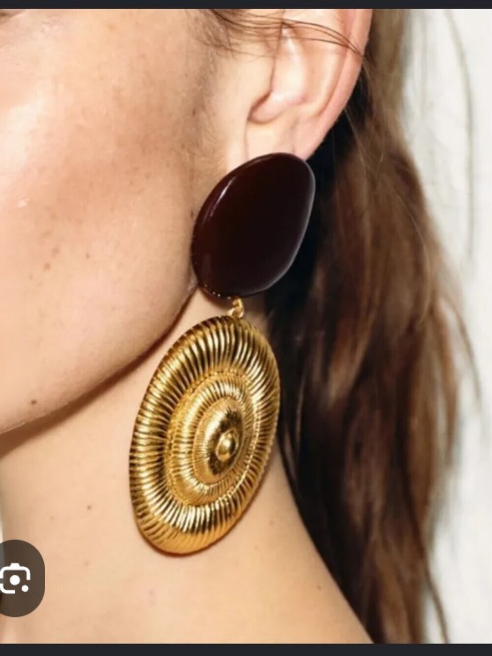 Zara Gold Disc Earrings with Dark Brown Oval Studs